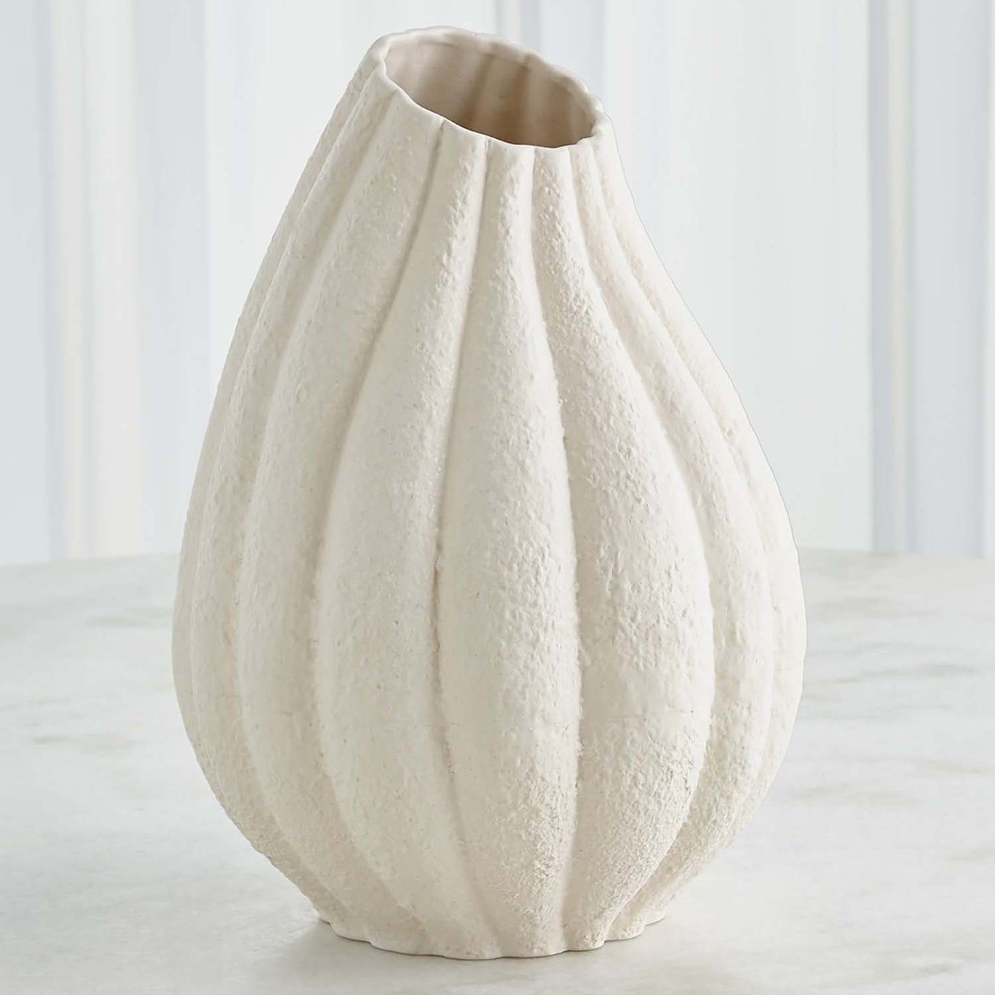 Global Views Glow Vase