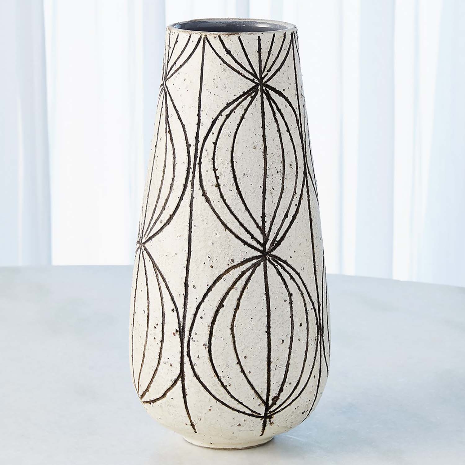 Global Views Graffiti Vase