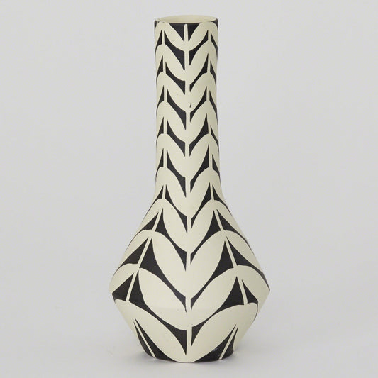 Global Views Orsino Vase