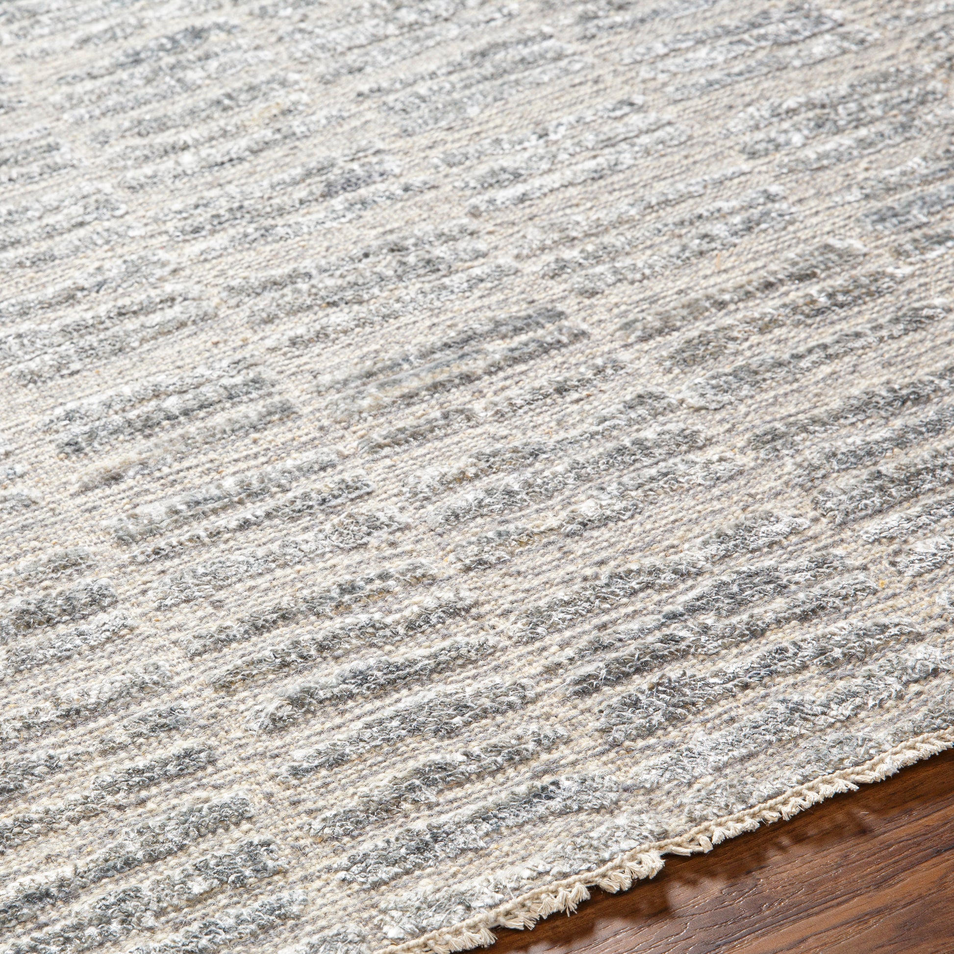 Area rug  Surya Indoor closer view