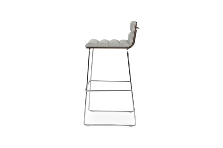 Corona Comfort Handle Back Wire Stool