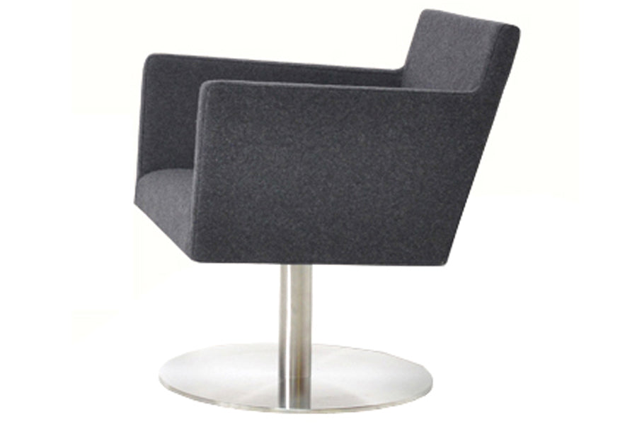 Harput Swivel Lounge Arm Chair