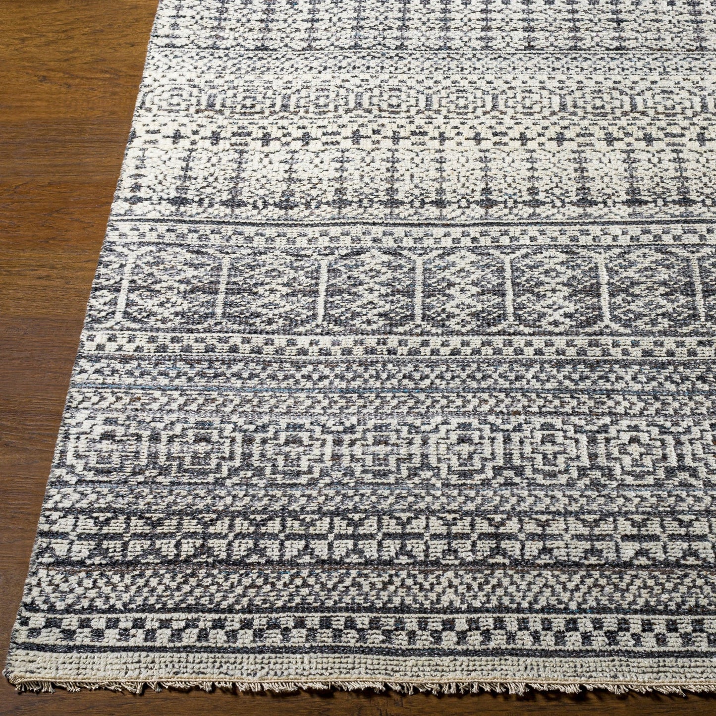 Surya Nobility NBI-2308 Rug