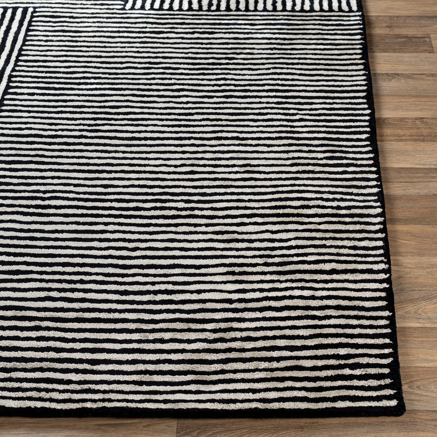 Surya Quartz QTZ-5037 Rug