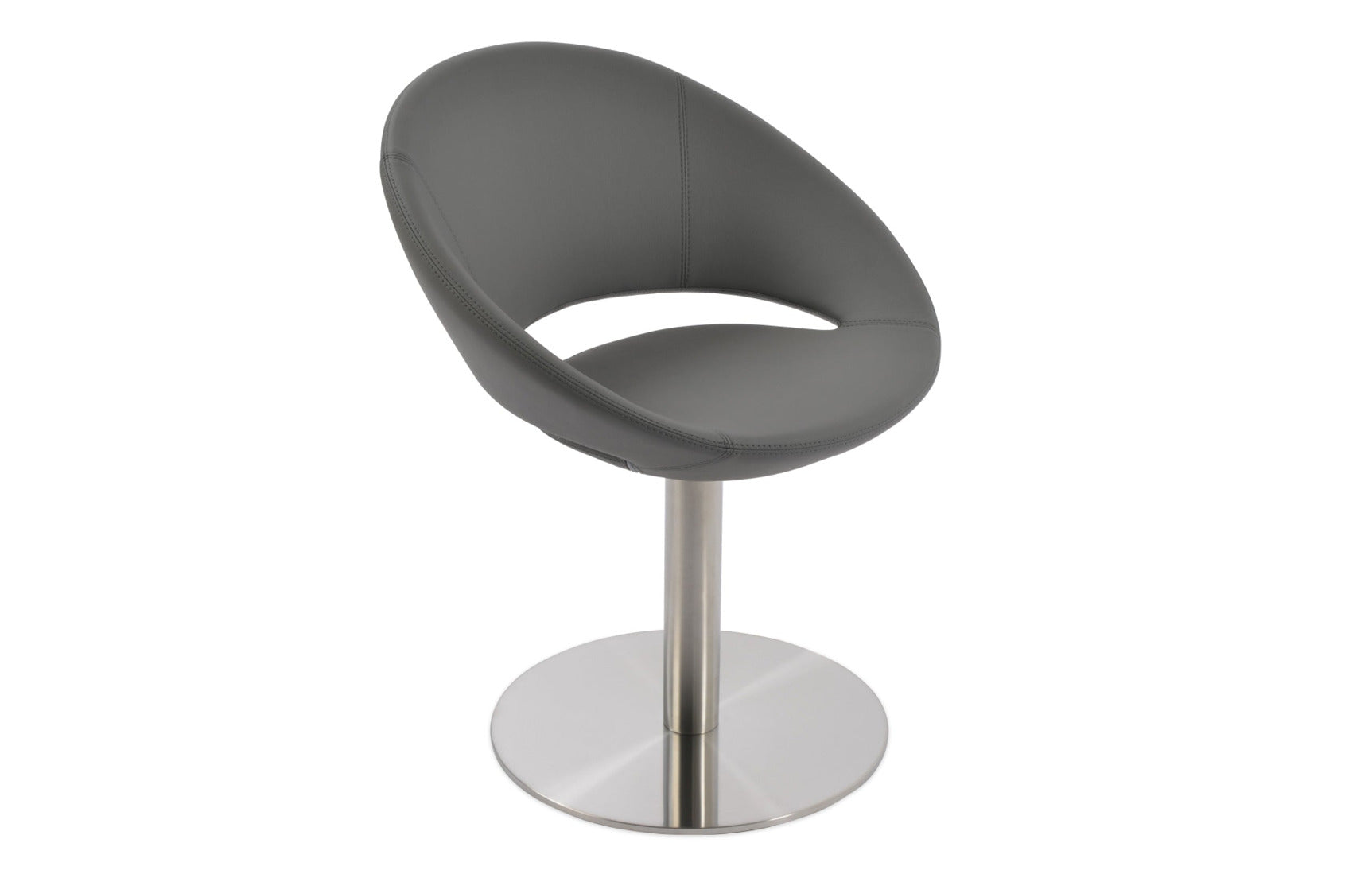 Crescent Round Chair